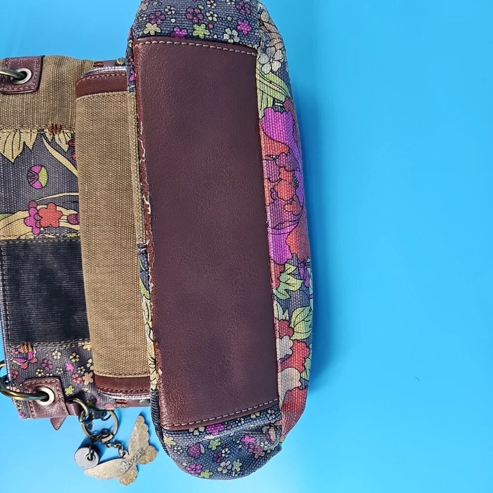 🌿 Sakroots Patchwork Canvas & Leather Crossbody - Picture 11 of 15